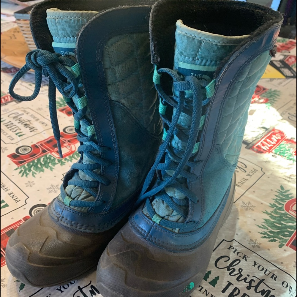 Girls NORTH FACE winter boot